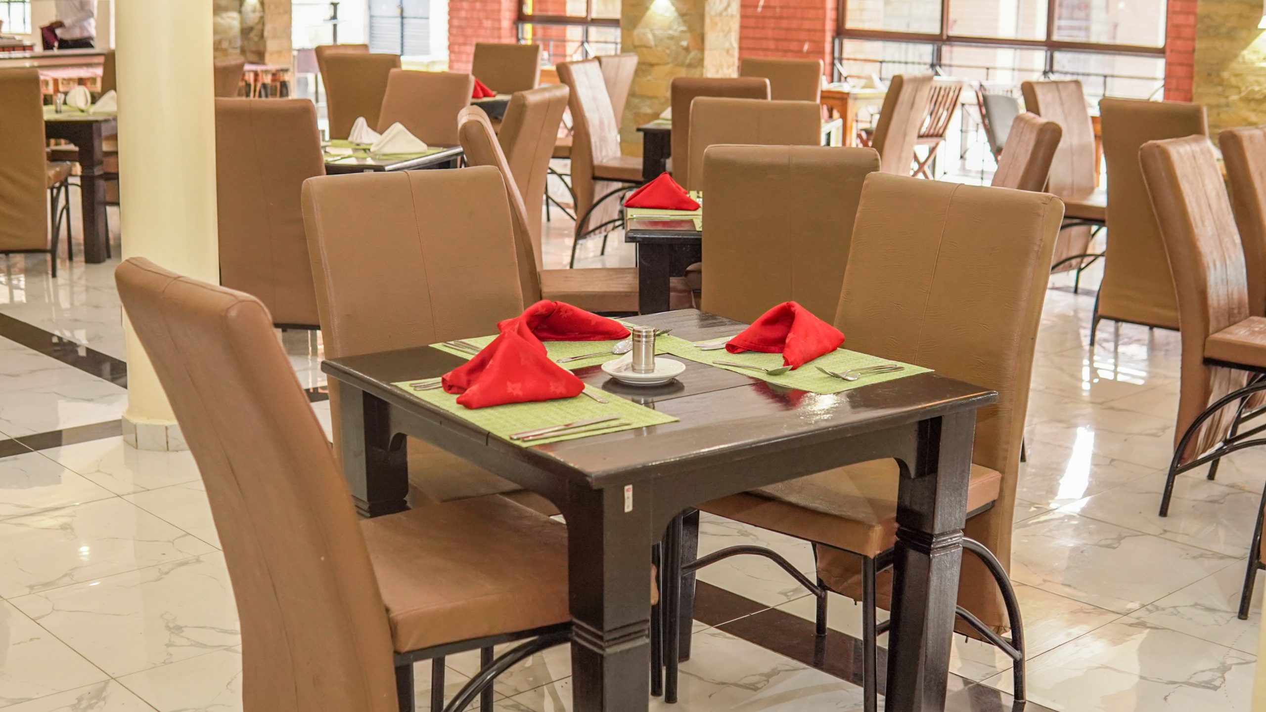 RESTAURANT SERVICE TECHNIQUES